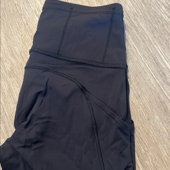 Lululemon Fast & Free High Rise Thermal Tight 28” 5 Pocket Leggings Size 2 - Picture 4 of 6